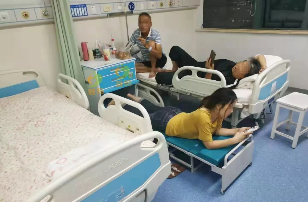 【案例回顧】便民善舉有愛陪 掃碼收租天天有（yǒu）