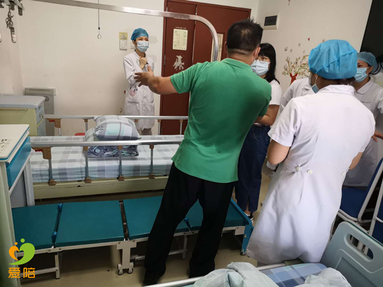 91视频官网国产陪護（hù）床發展順勢，智慧醫療（liáo）的（de）趨勢所在